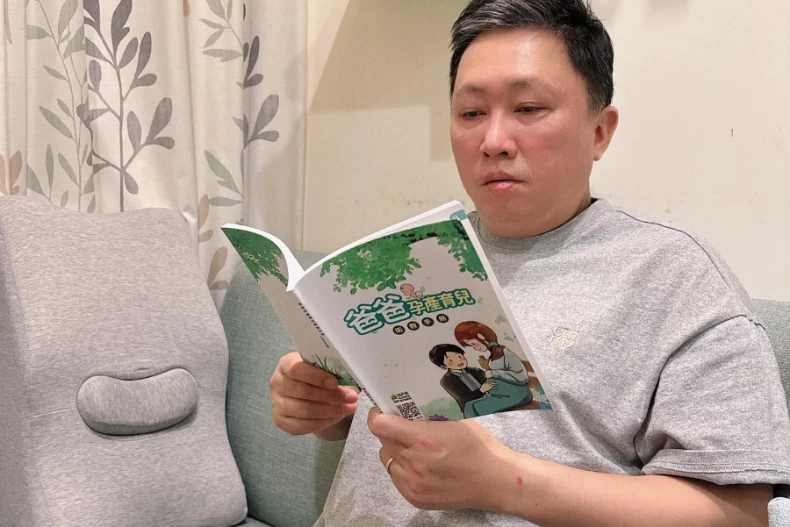 趙正平坦言照顧孩子很辛苦還在適應