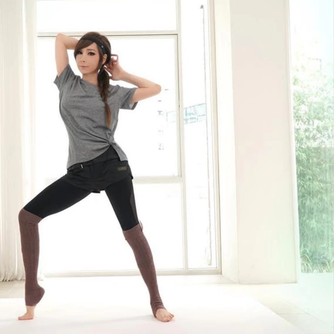 韓國瘦身女王鄭多燕58歲了!好身材10年不變!傳授一招「瘦腿操」簡單練出大腿縫