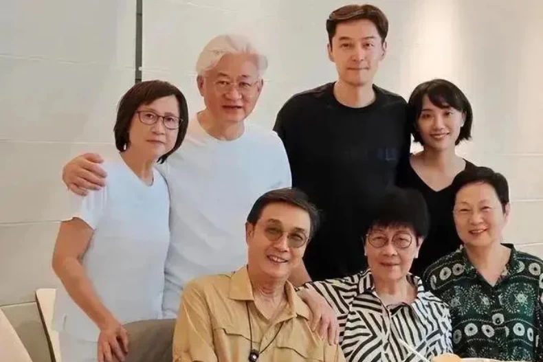 胡歌曾後悔太晚當爸