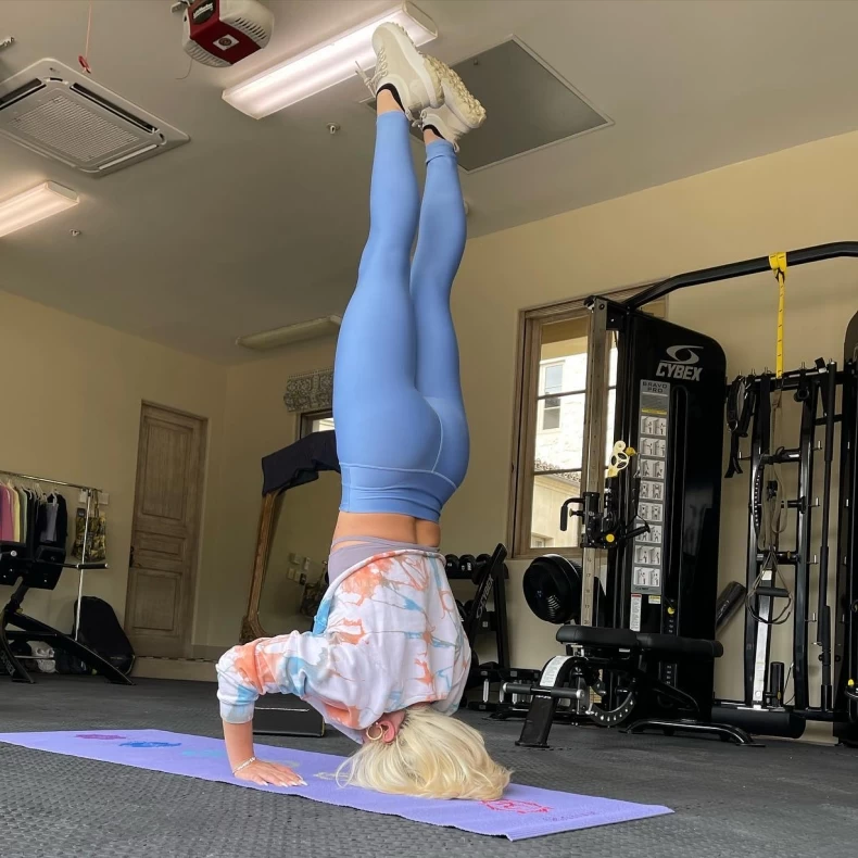 YOGA