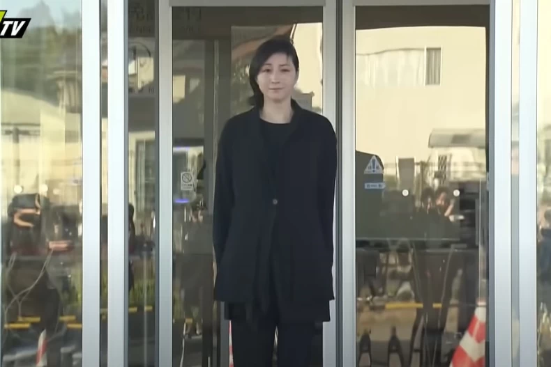 廣末涼子將進行精神治療