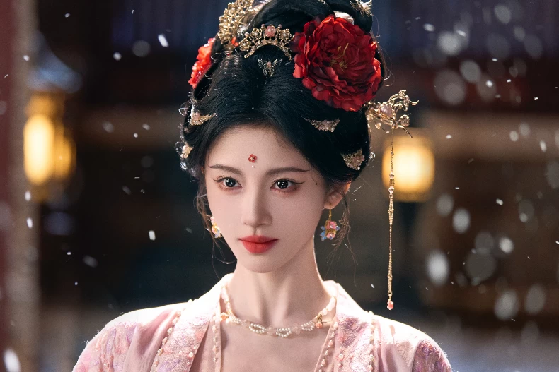 女主角：鞠婧禕 飾 露蕪衣