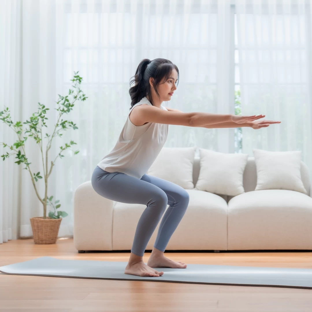 從55→45kg只要3週！日本超夯「超慢深蹲法」，48歲主婦每天1次瘦爆全身