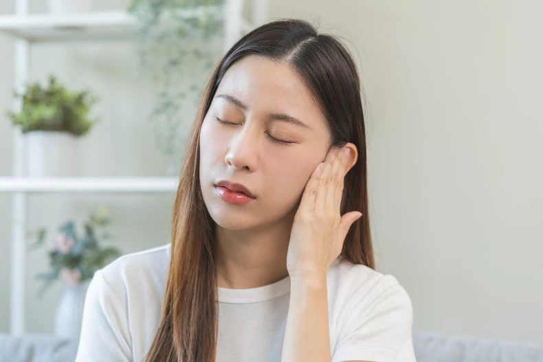 1. 突如其來的耳鳴