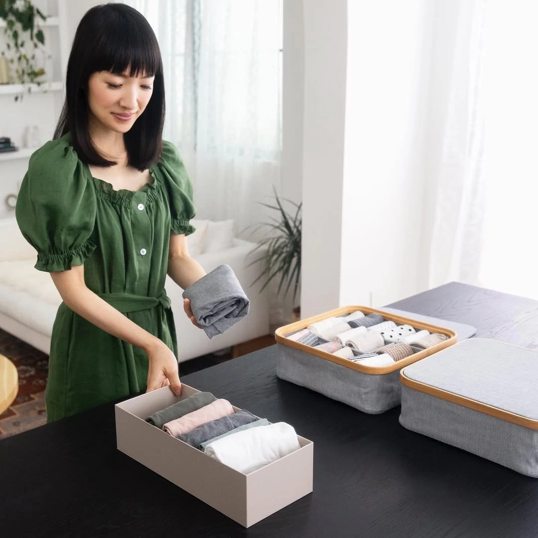 TikTok瘋傳KonMari整理術＋核心四法！快速清理混亂空間，救回你的理智地板和地板
