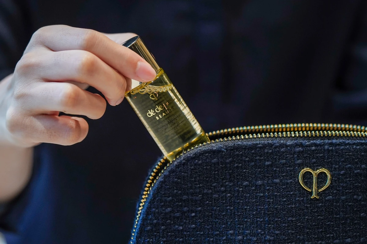 batch_「肌膚之鑰獨家奢華精萃光采保養旅行組」_激光修護露