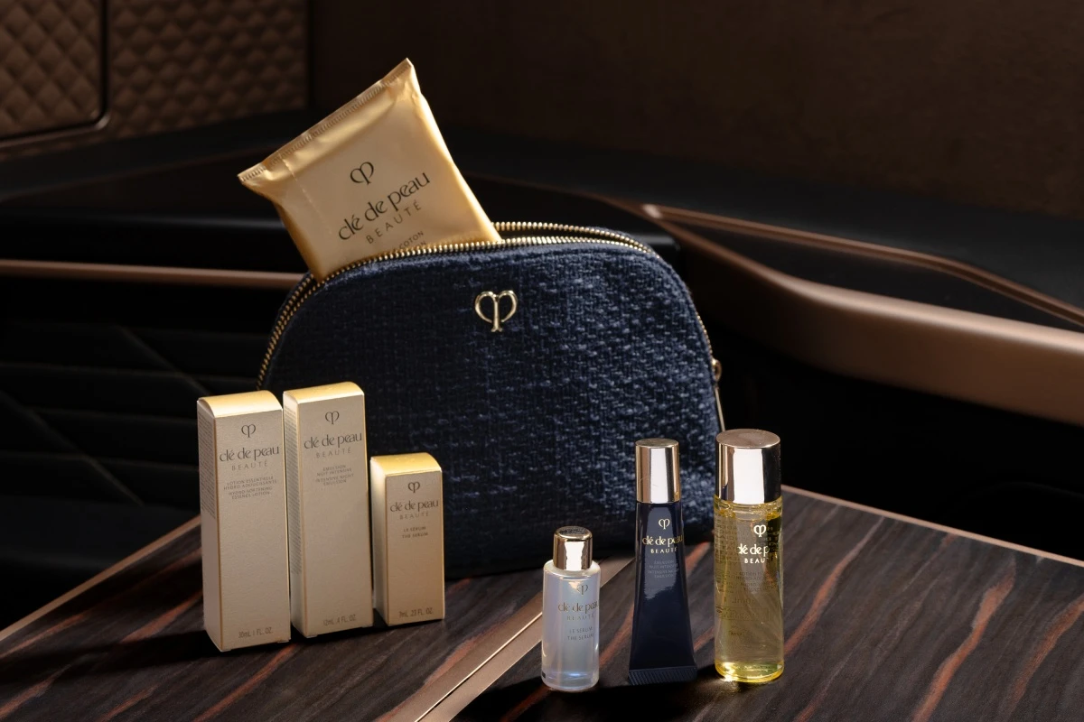 batch_「肌膚之鑰獨家奢華精萃光采保養旅行組」價值NT_6,800