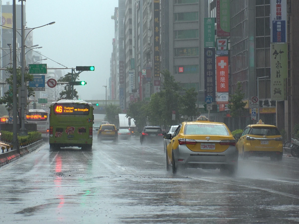 颱風下雨豪雨降雨