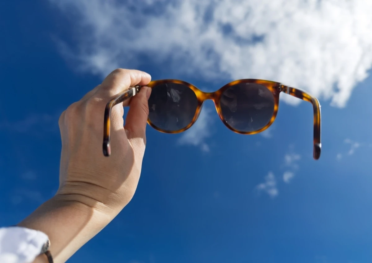 batch_shutterstock_2586152747