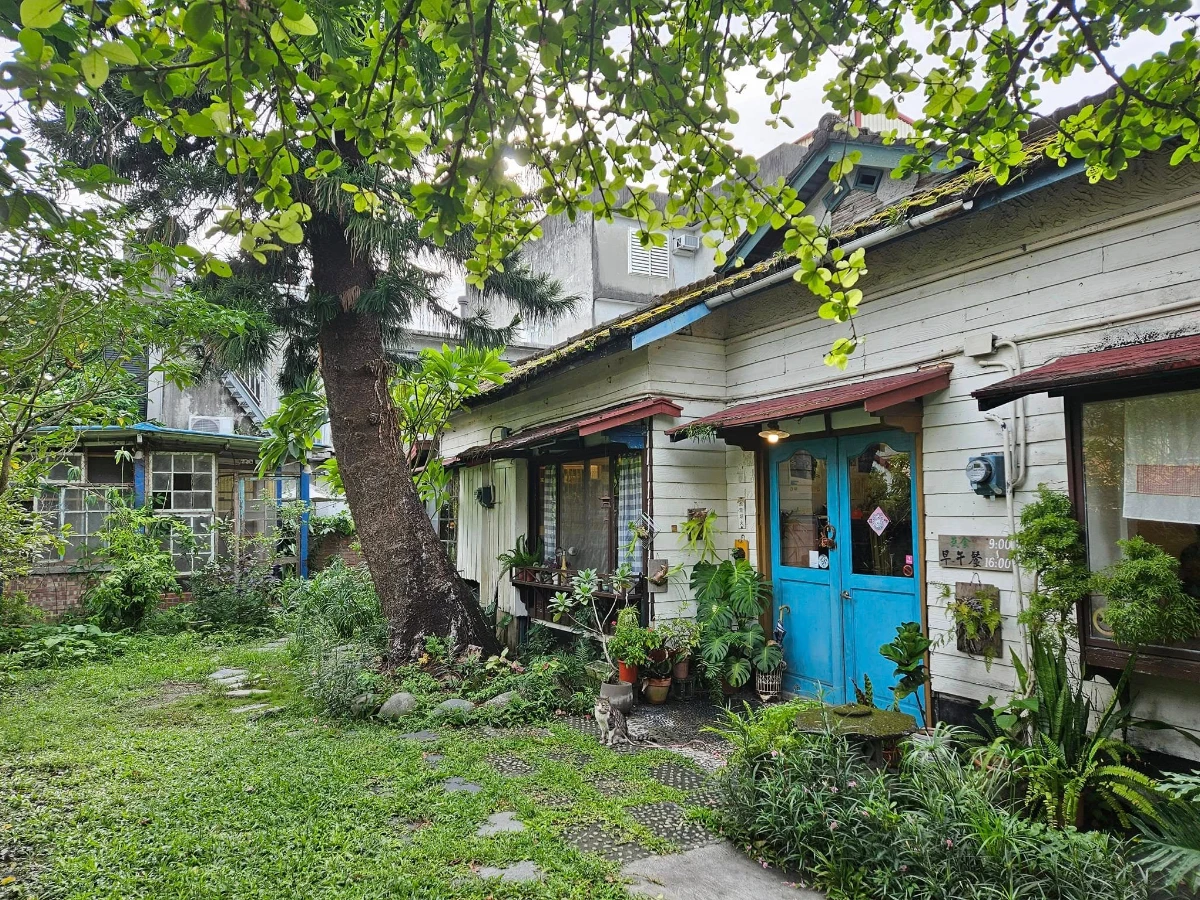 FotoJet - 2025-08-03T210307.962