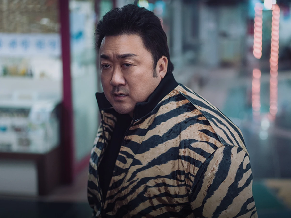 男主角：馬東石 飾 泰山