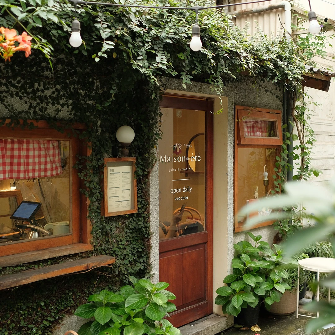 越南自由行攻略！2025 越南河內文青咖啡廳 TOP15，安全好拍不去可惜！