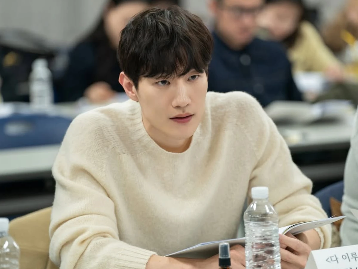 配角陣容：魯常泫 飾 秀賢