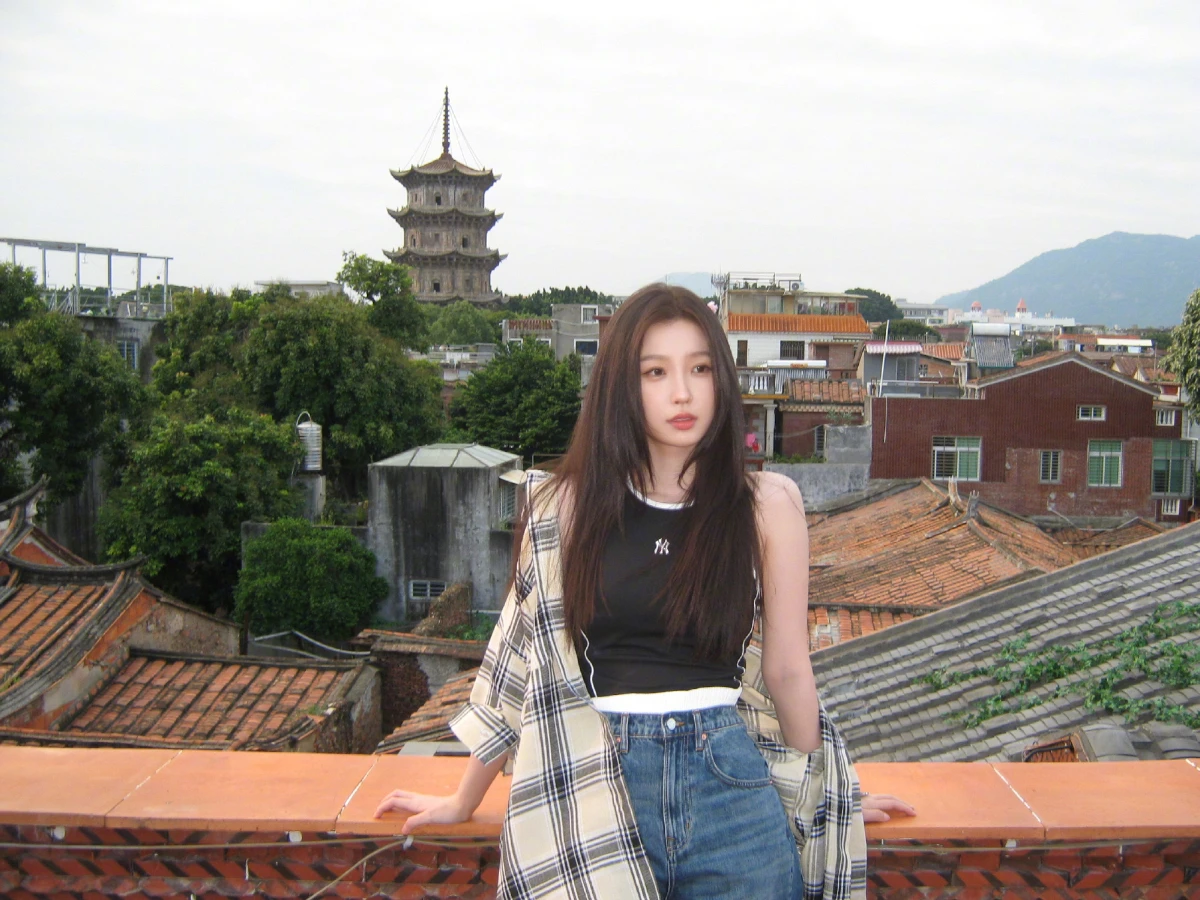 虞書欣家族也曾陷入爭議