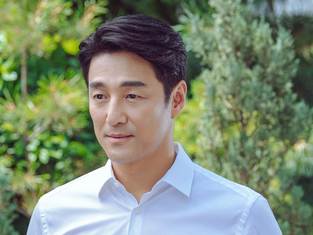 生肖雞:酉時(1700~1900)