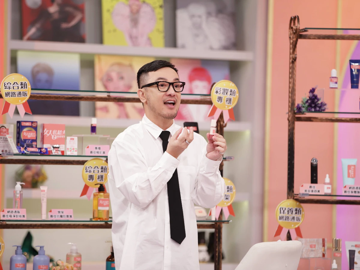 092309Vincent老師分享：彩妝類_專櫃-專櫃最佳氣墊賞、專櫃最佳唇彩賞、專櫃最佳眼影賞、開架最佳頰彩賞