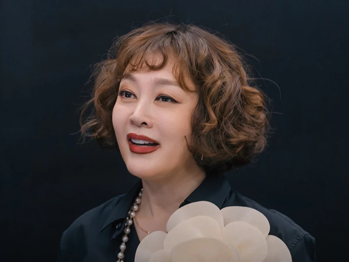 生肖蛇女：午時 1100&ndash;1300