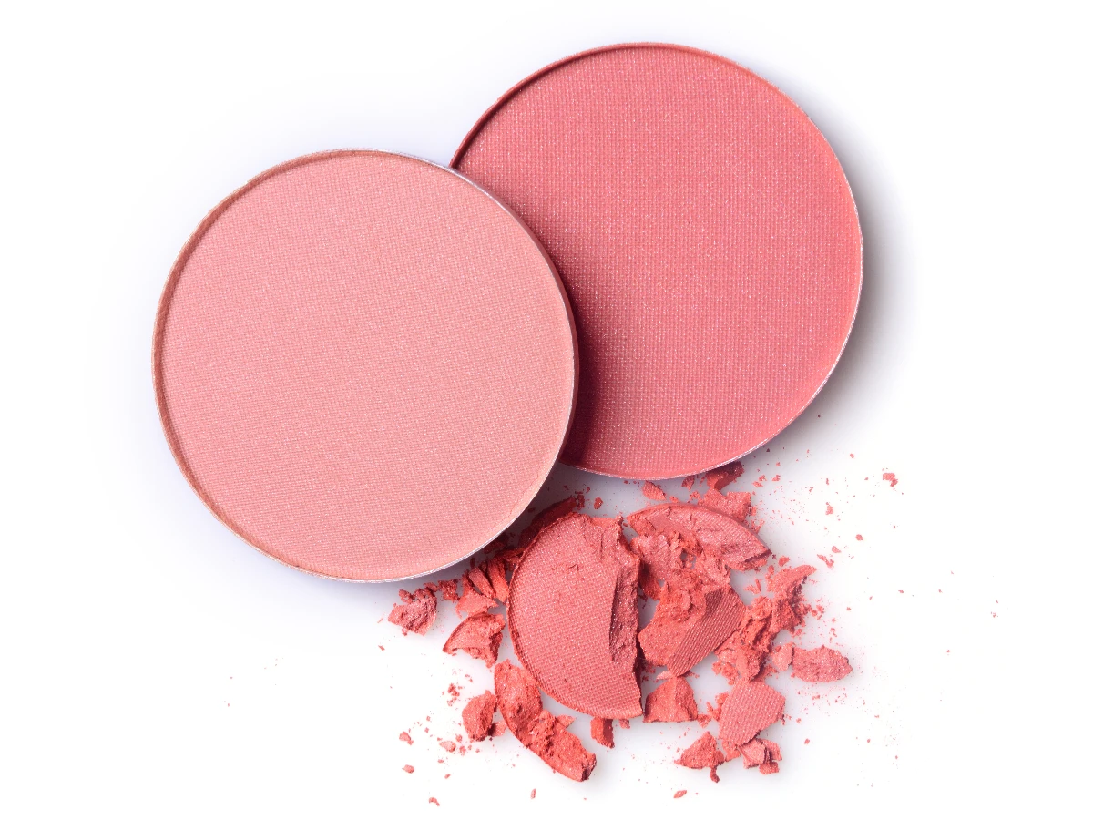 這款腮紅的秘訣就是要有層次!