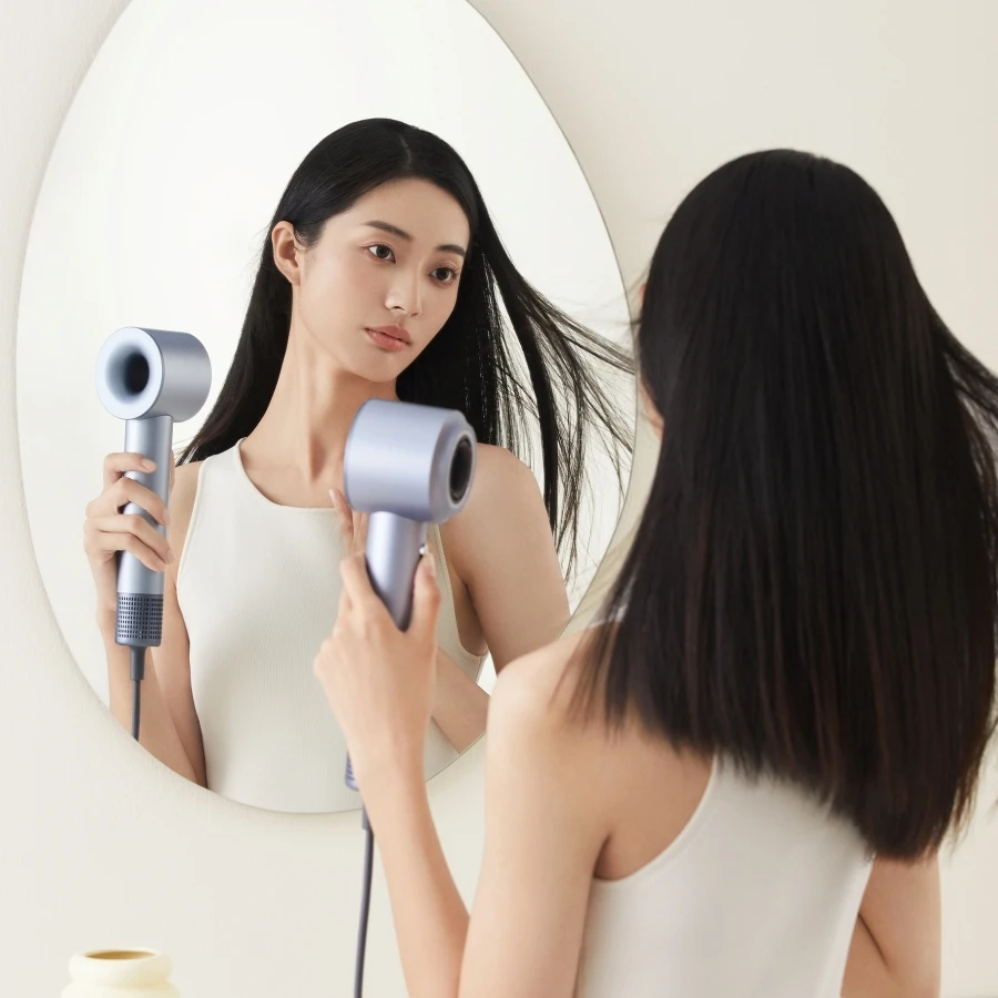 shutterstock_2563598409