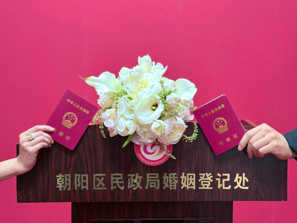 李純去年節目中大方認愛