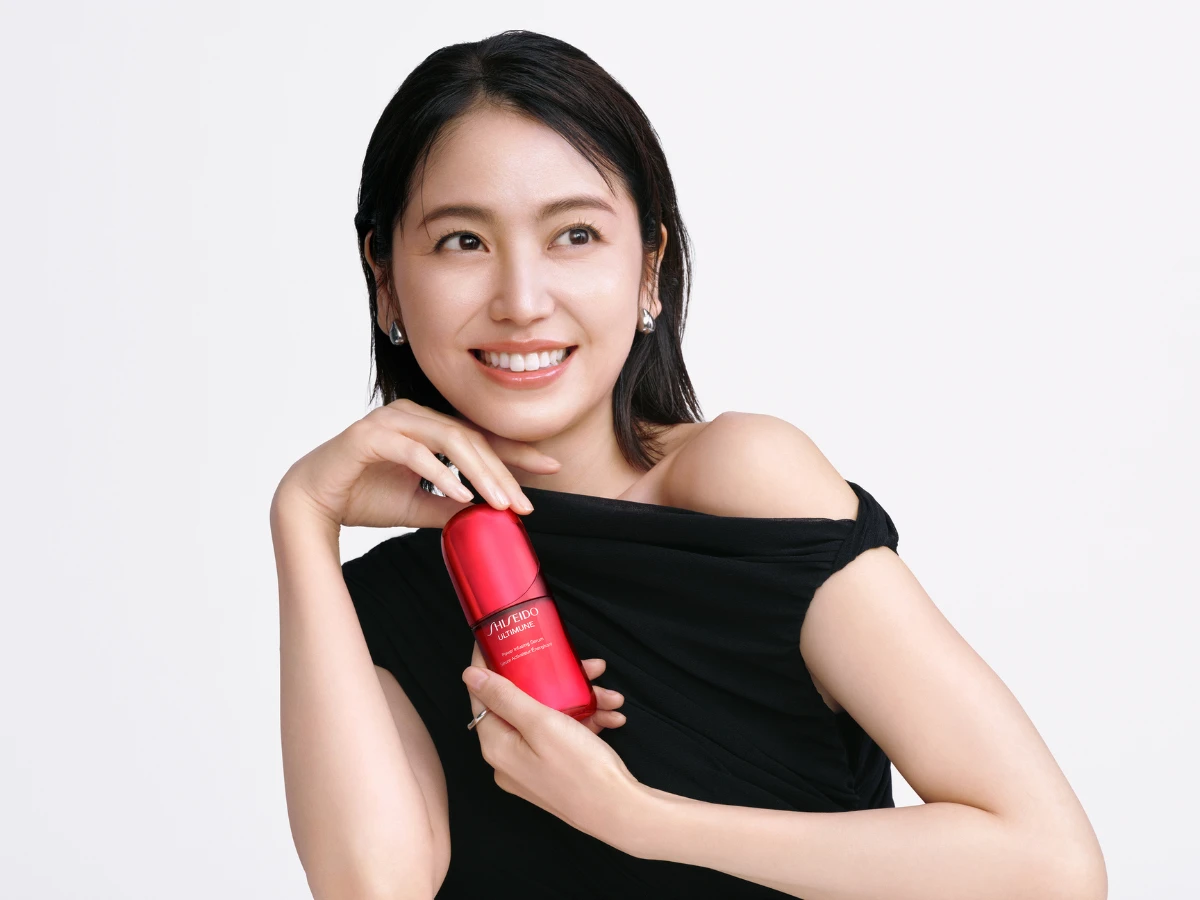 日劇女神長澤雅美最離不開的神級精華，就是_資生堂小紅瓶