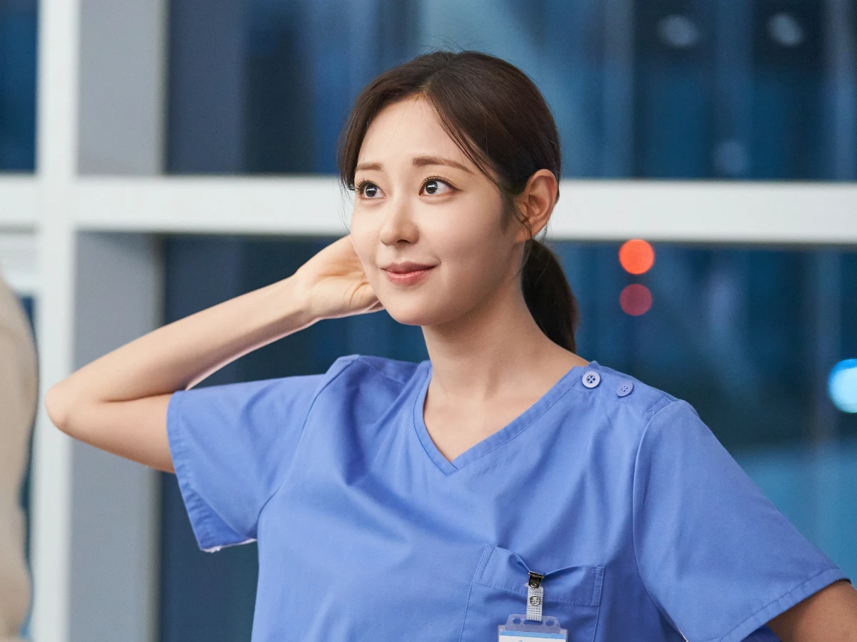 配角陣容：申瑟琪 飾 尹珍敬