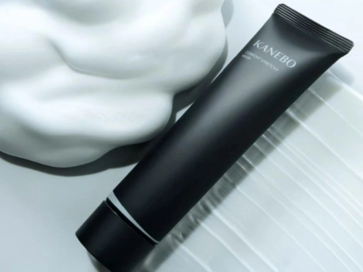 泡沫潔面產品推薦3. KANEBO 盈潤絲滑潔面霜 130g