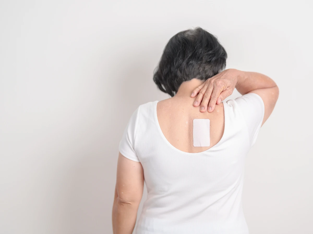 改善怕冷體質７：暖暖包貼背部、腹部