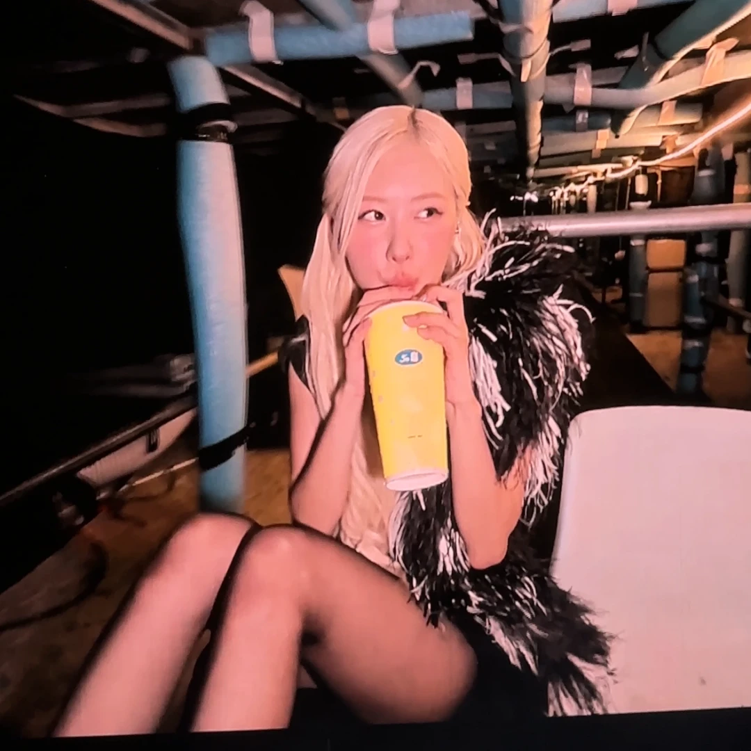 BLACKPINK平價「秋冬靴款」推薦：D+AF、JISOO小CK、Jennie訂製靴⋯同款必收