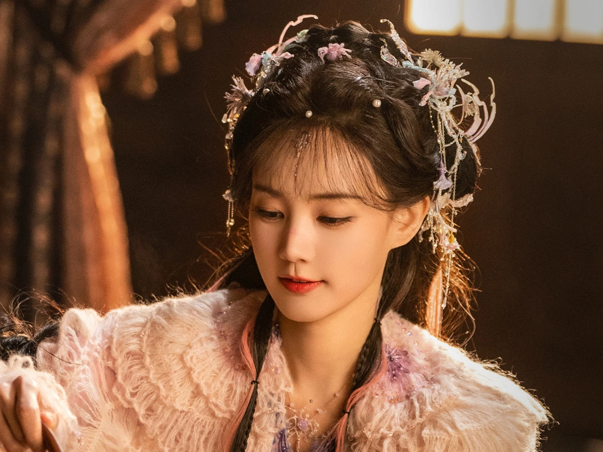 劇情亮點4.李一桐「蜘蛛精」妝造超出圈