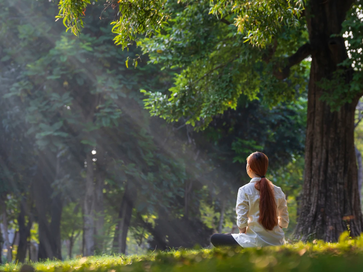 地表最強失眠救星！何妤玟1招「呼吸法」爆紅，不用吃藥也能秒睡、氣色直接亮起來