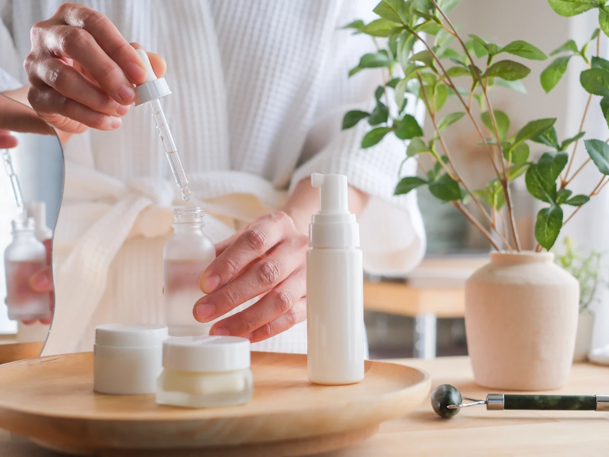 不同膚質如何挑選妝前保濕精華？