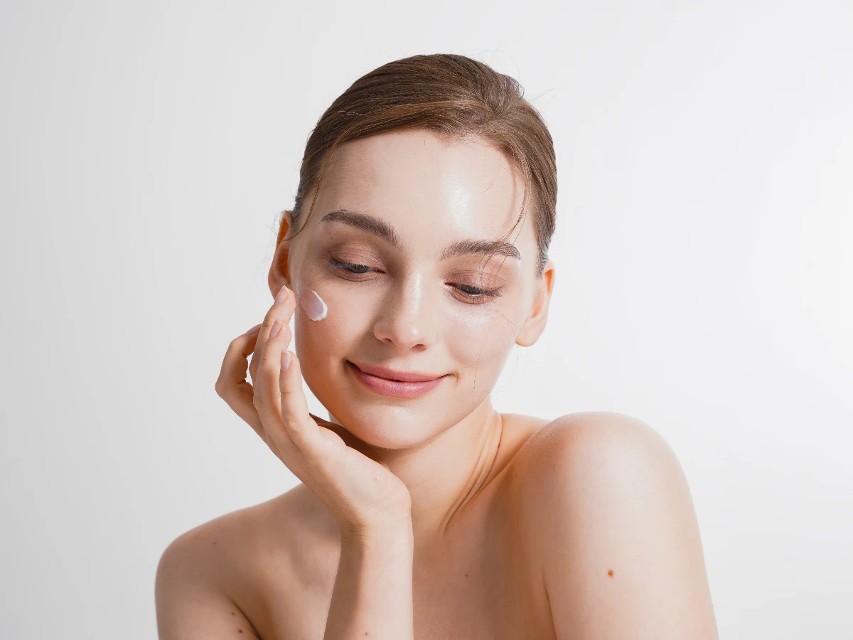 秋冬季妝前打底的正確步驟