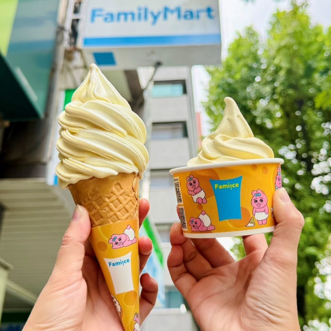 全家霜淇淋完美還原「起司蛋糕」,7-11霜淇淋2新口味10元吃爆!全聯「快樂牛起司季」濃郁登場