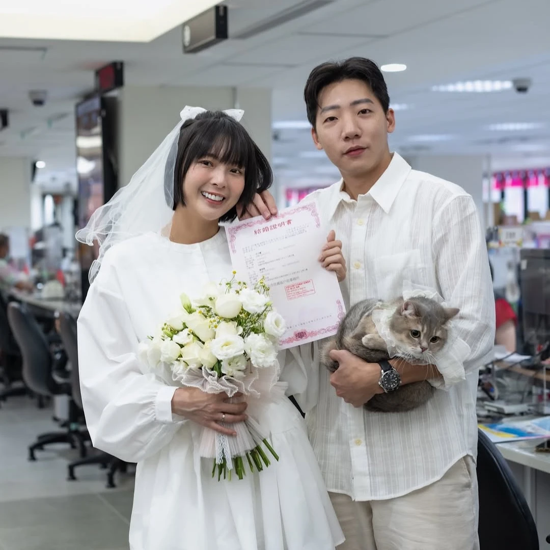 小豬黃沐妍宣布結婚！放閃帥尪正面照曝光，甜喊：35歲嫁出去了