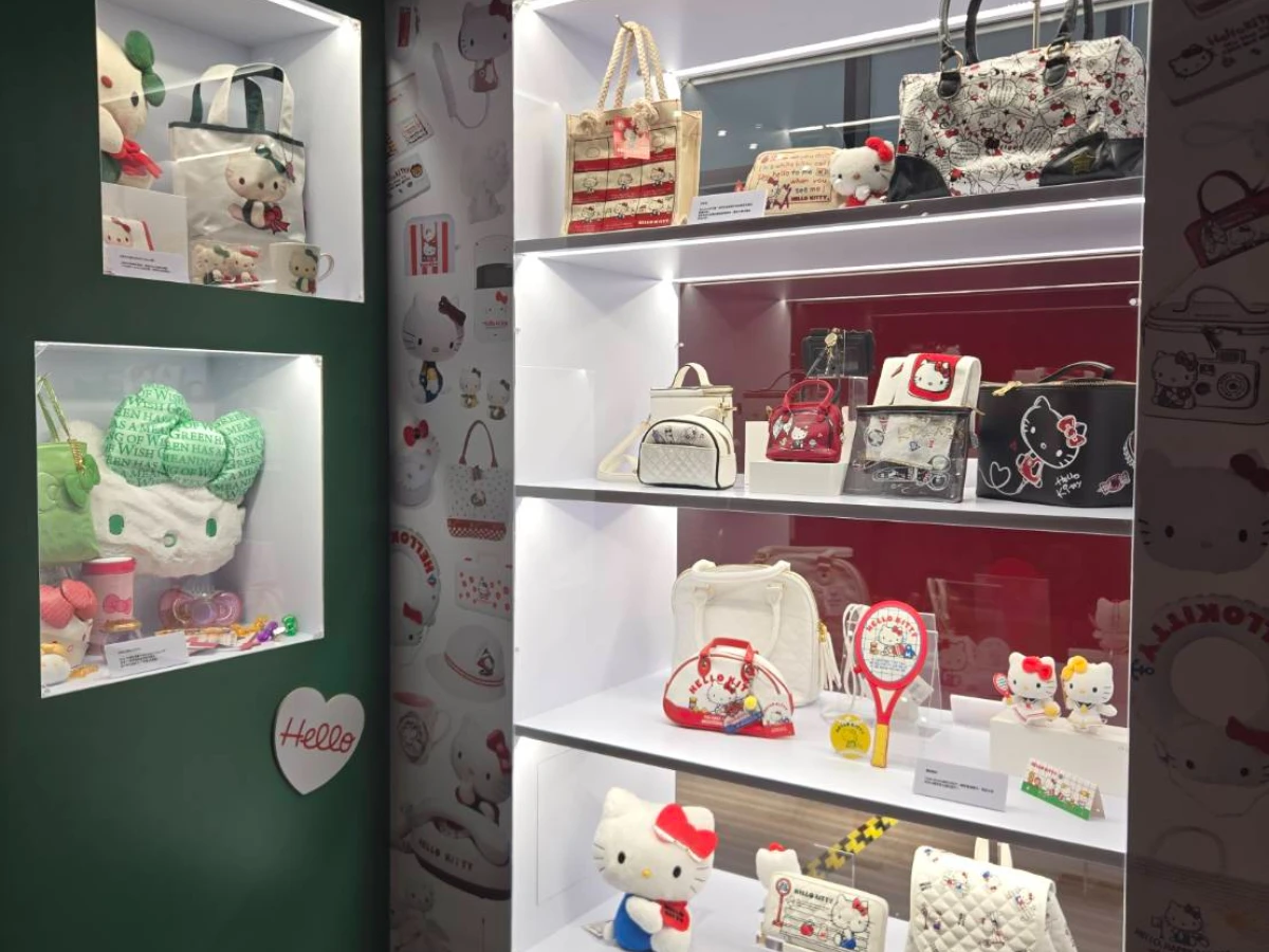 Hello Kitty展首場海外展覽開幕