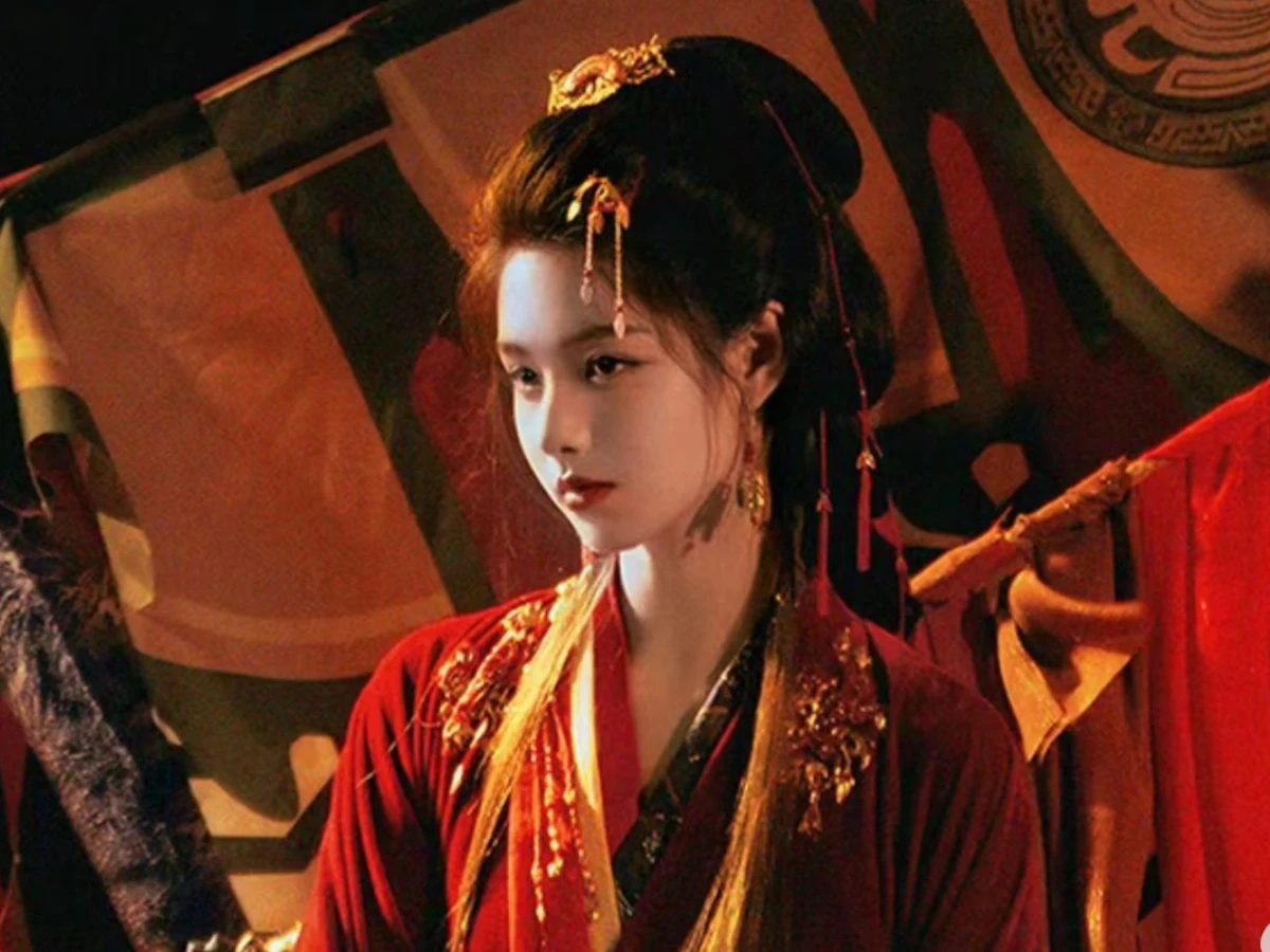 劇情亮點3.「丫鬟專業戶」艾米首部女主戲