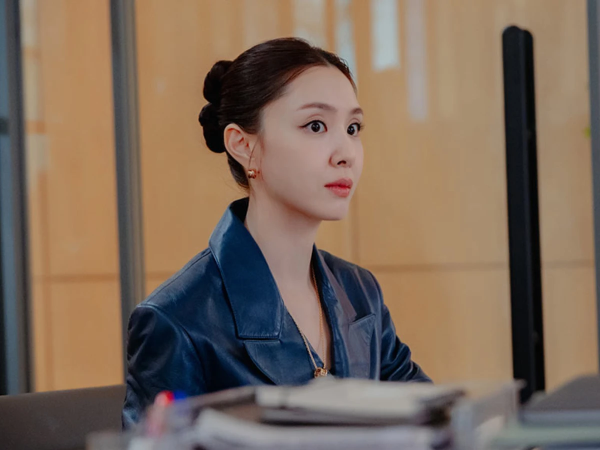 1.生肖蛇女：農曆初六、十五、二十三