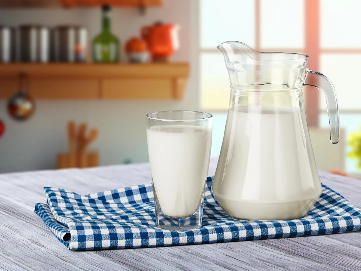 牛奶迷思1｜牛奶會導致長痘