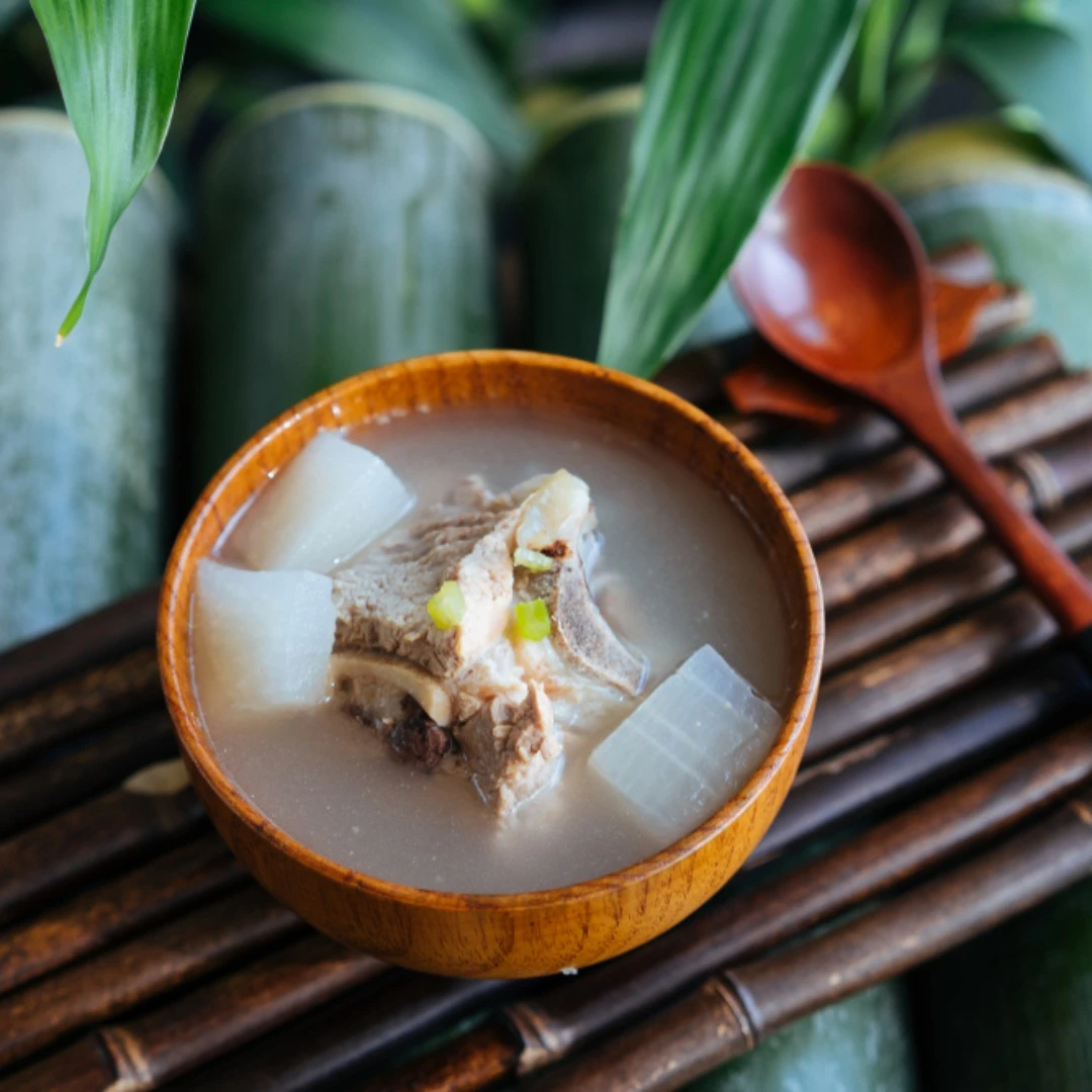 濕氣重先喝這碗!減脂必喝「減肥瓜」冬瓜湯,清腸刮油超有感,水腫直接退一圈