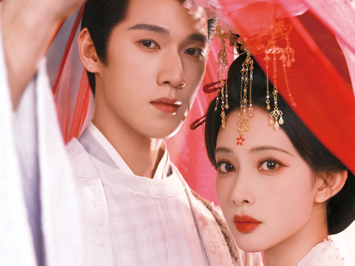 劇情亮點1.改編自高人氣小說