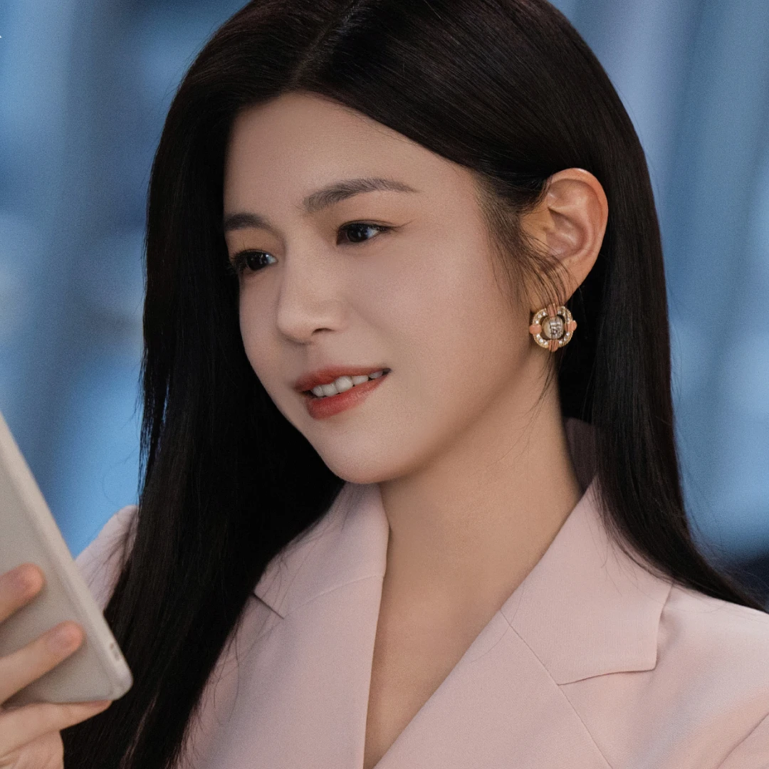 始終放不下初戀的4星座！巨蟹對第一任有莫名的濾鏡，「這位」心裡永遠留有白月光的位置