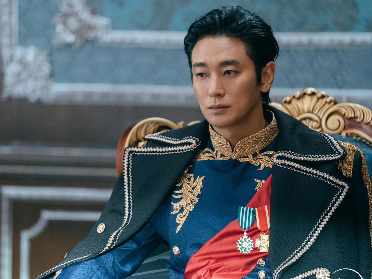 男主角：朱智勛 飾 索本修