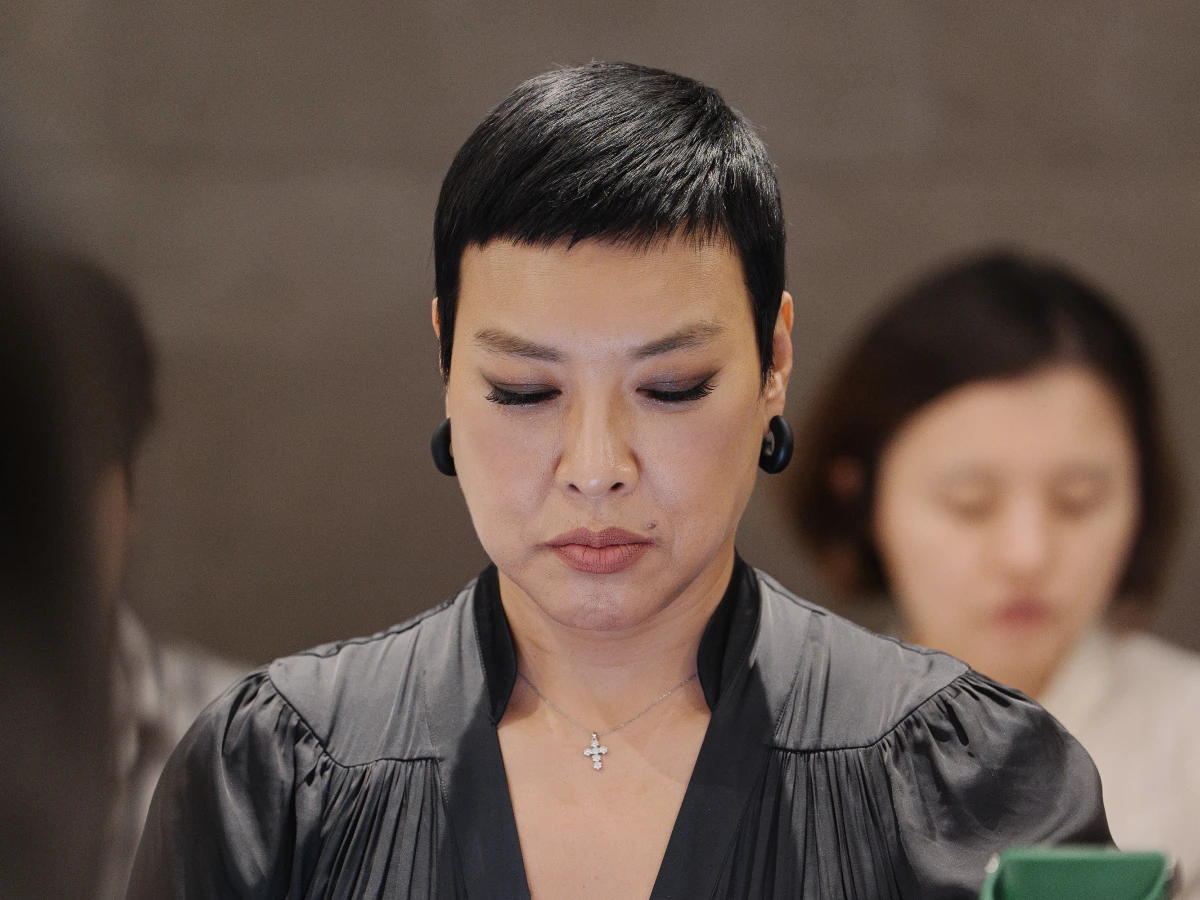 鄭英珠 飾 阿爾芭妮