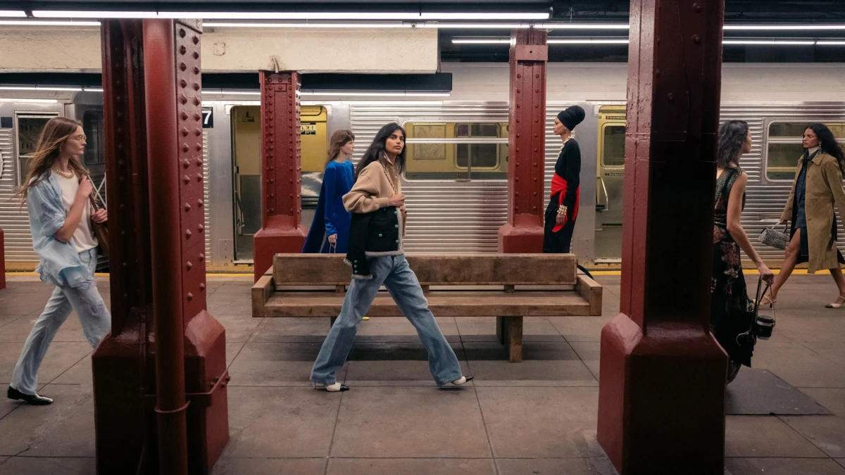 Chanel 2026 高級手工坊系列紐約地鐵秀場亮點！