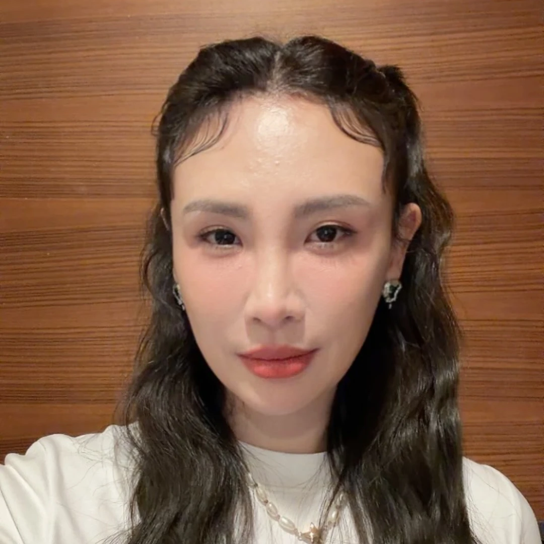 魏如萱認愛小21歲男友Ian！大談跨國戀自曝「天天視訊」甜喊：熬出黑眼圈了