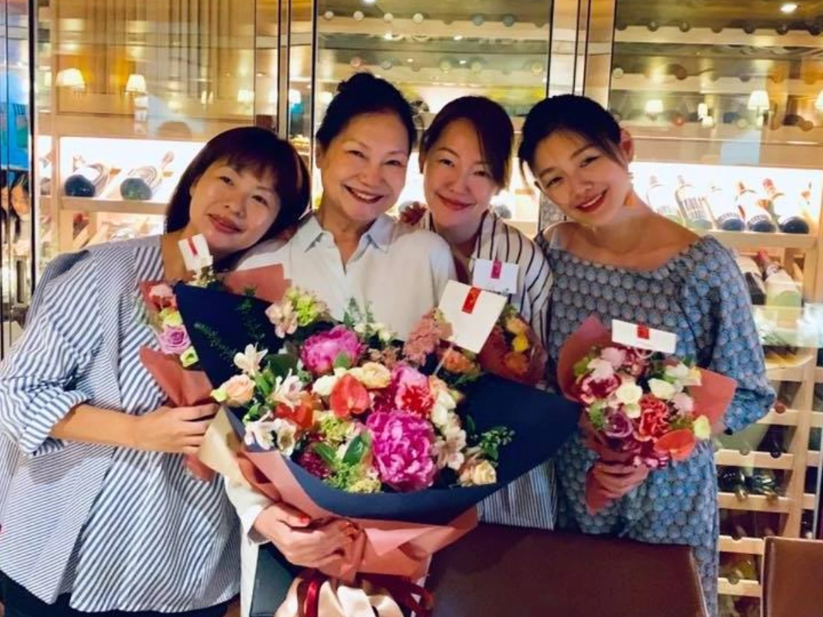 S媽激動哭了！小S說到做到「送出金鐘獎」　催淚畫面曝光