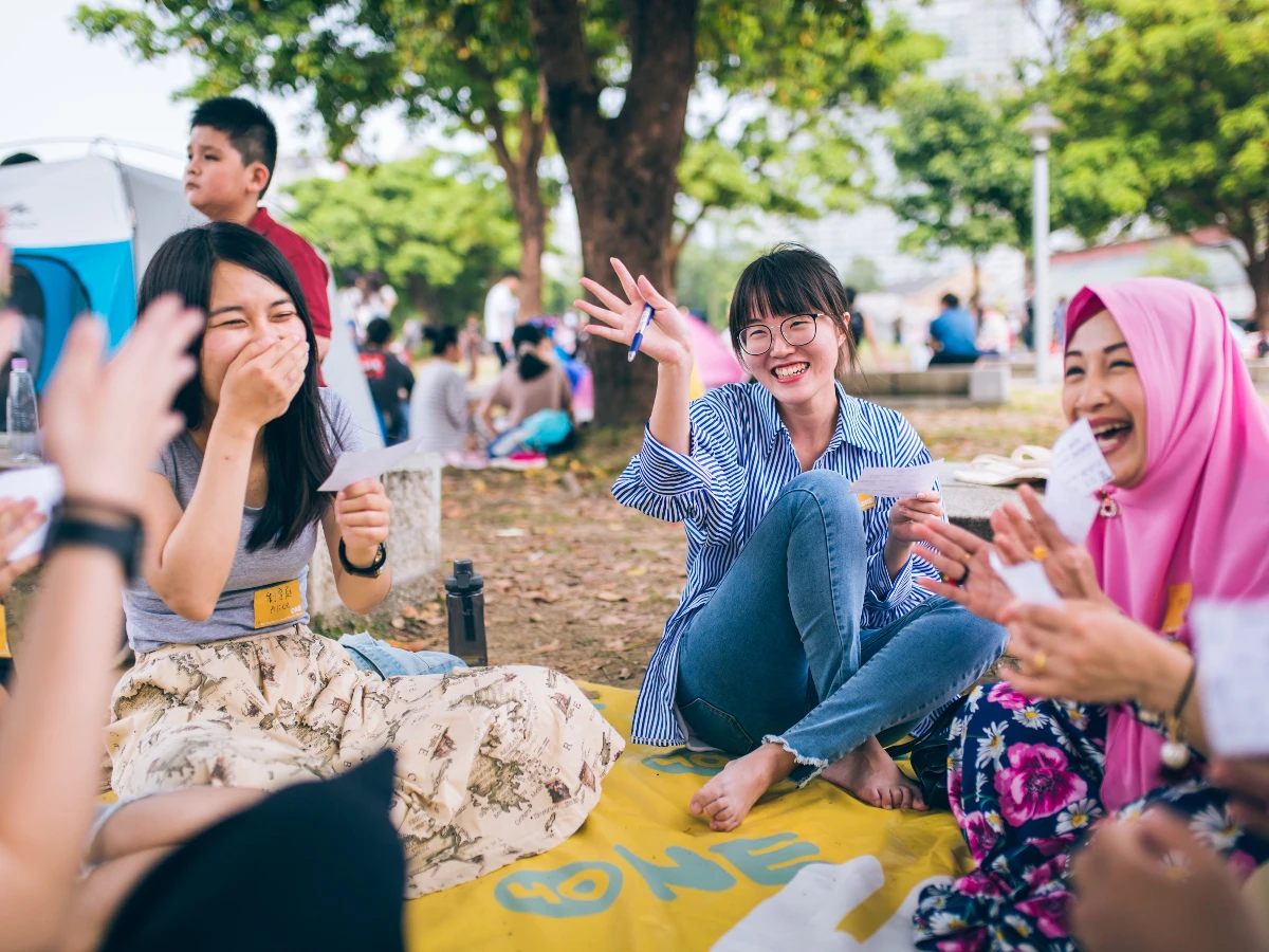 「文化體驗站」5大互動攤位、玩服飾、玩遊戲、玩攝影 交一位移民工朋友再兌神秘好禮