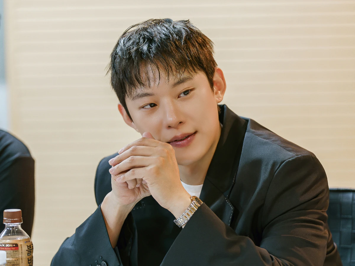 男主角：金聖喆 飾 張昱