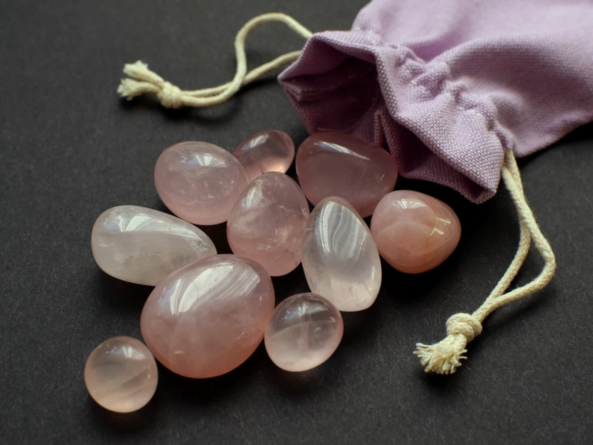 5. 天然水晶：私人能量充電器